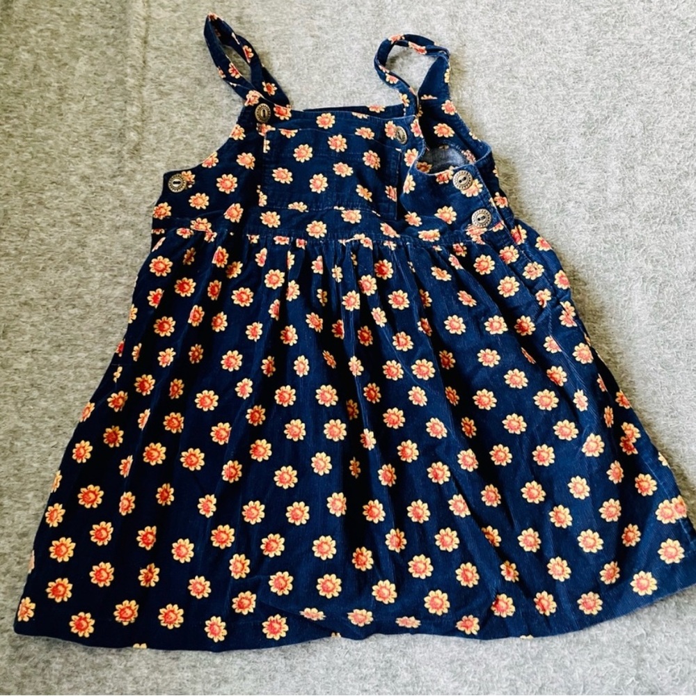 Children’s 2 piece dress and onesie/romper set, child size 5 - Picture 3 of 9